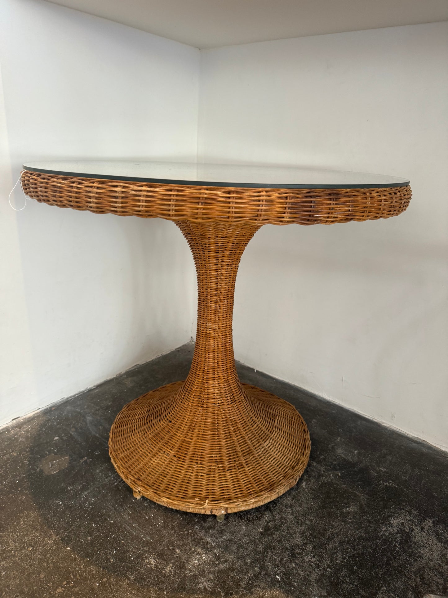 Wicker table with Glass top